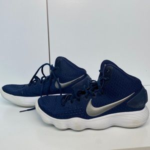 nike hyperdunk womens